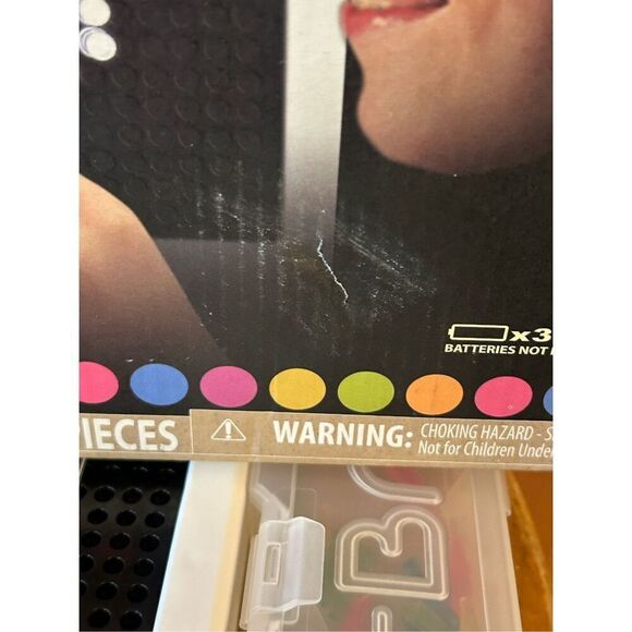 LITE-BRITE Magic Screen Set 156 Pegs & 2 Templates Light Bright Box new in open - Picture 7 of 9